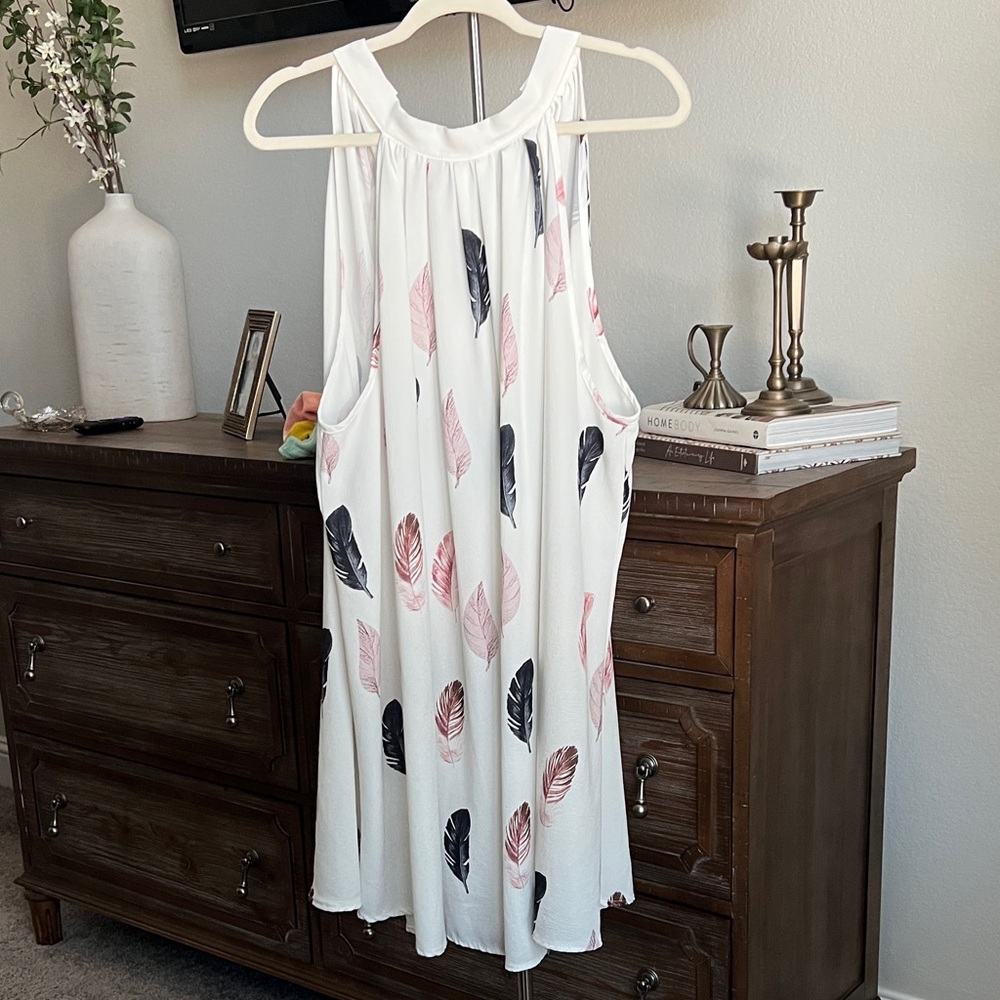 White Sleeveless Dress with Leaf Print